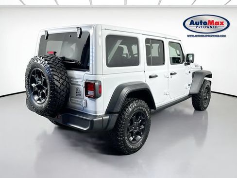 Used 2023 Jeep Wrangler Unlimited w/ Cold Weather Group AWD/4WD image 2