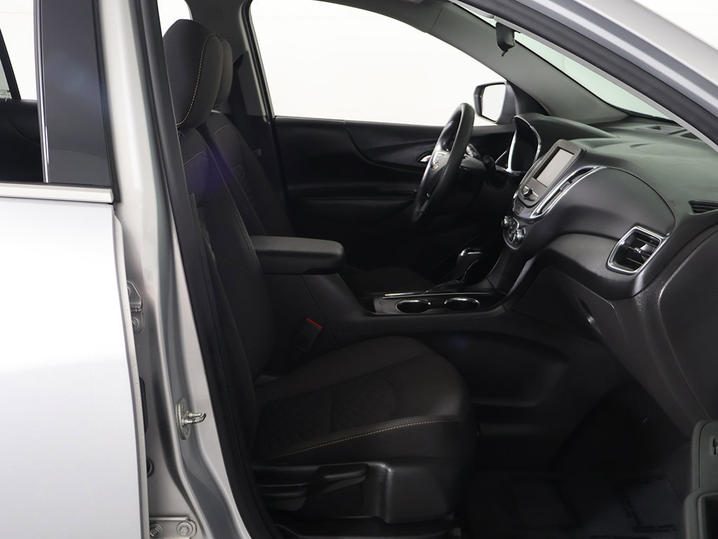 Used 2020 Chevrolet Equinox LT w/ LPO, Cargo Package FWD image 22