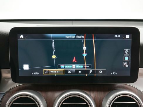 Used 2022 Mercedes-Benz GLC 300 4MATIC image 21