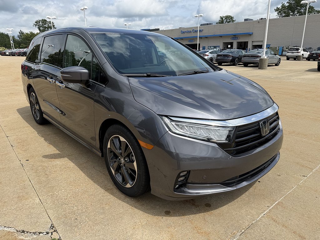 Certified 2024 Honda Odyssey Elite image 2