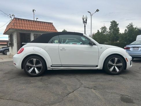 Used 2014 Volkswagen Beetle R-Line image 3