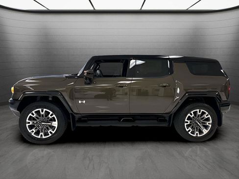 New 2025 GMC Hummer EV 3X w/ LPO, Cargo Utility Package image 2