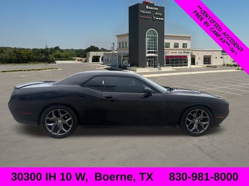 Used 2015 Dodge Challenger SXT Plus RWD image 2