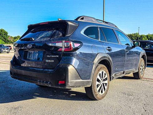 Used 2024 Subaru Outback Premium AWD/4WD image 6