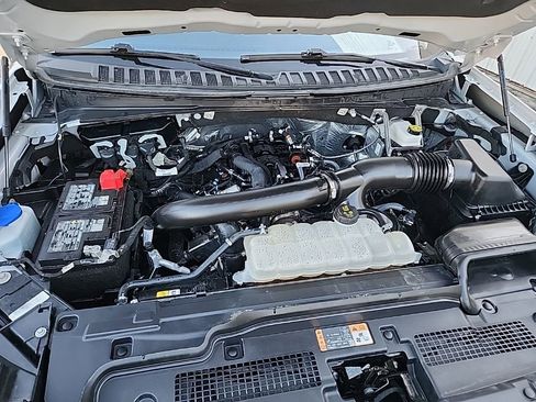 Used 2025 Ford Expedition Platinum AWD/4WD image 12