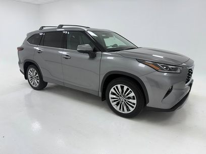 New 2026 Toyota Highlander Platinum