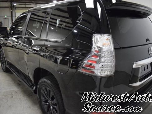 Used 2022 Lexus GX 460 Premium w/ Premium Plus Package AWD/4WD image 4