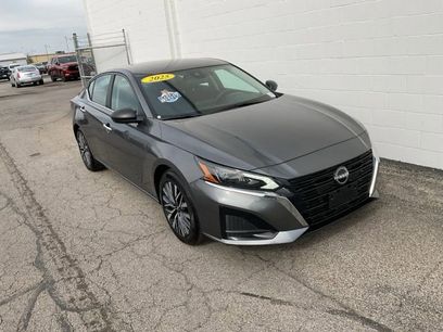 Used 2025 Nissan Altima 2.5 SV