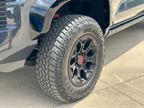Certified 2026 Toyota Tacoma TRD Pro AWD/4WD image 9