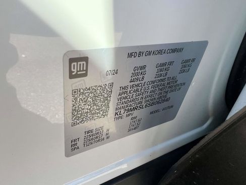 Used 2025 Chevrolet TrailBlazer LT AWD/4WD image 16