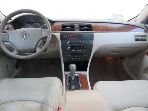Used 2006 Buick LaCrosse CXL w/ Driver Confidence Package FWD image 23