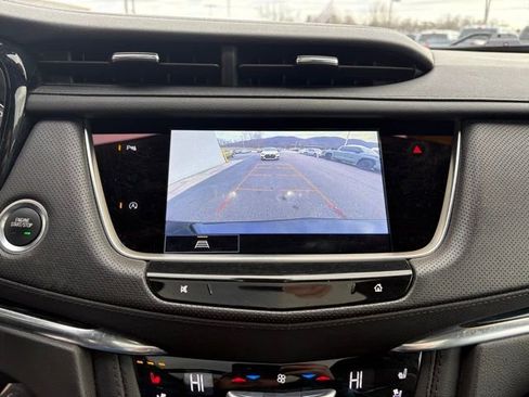 Used 2024 Cadillac XT5 Premium Luxury image 5