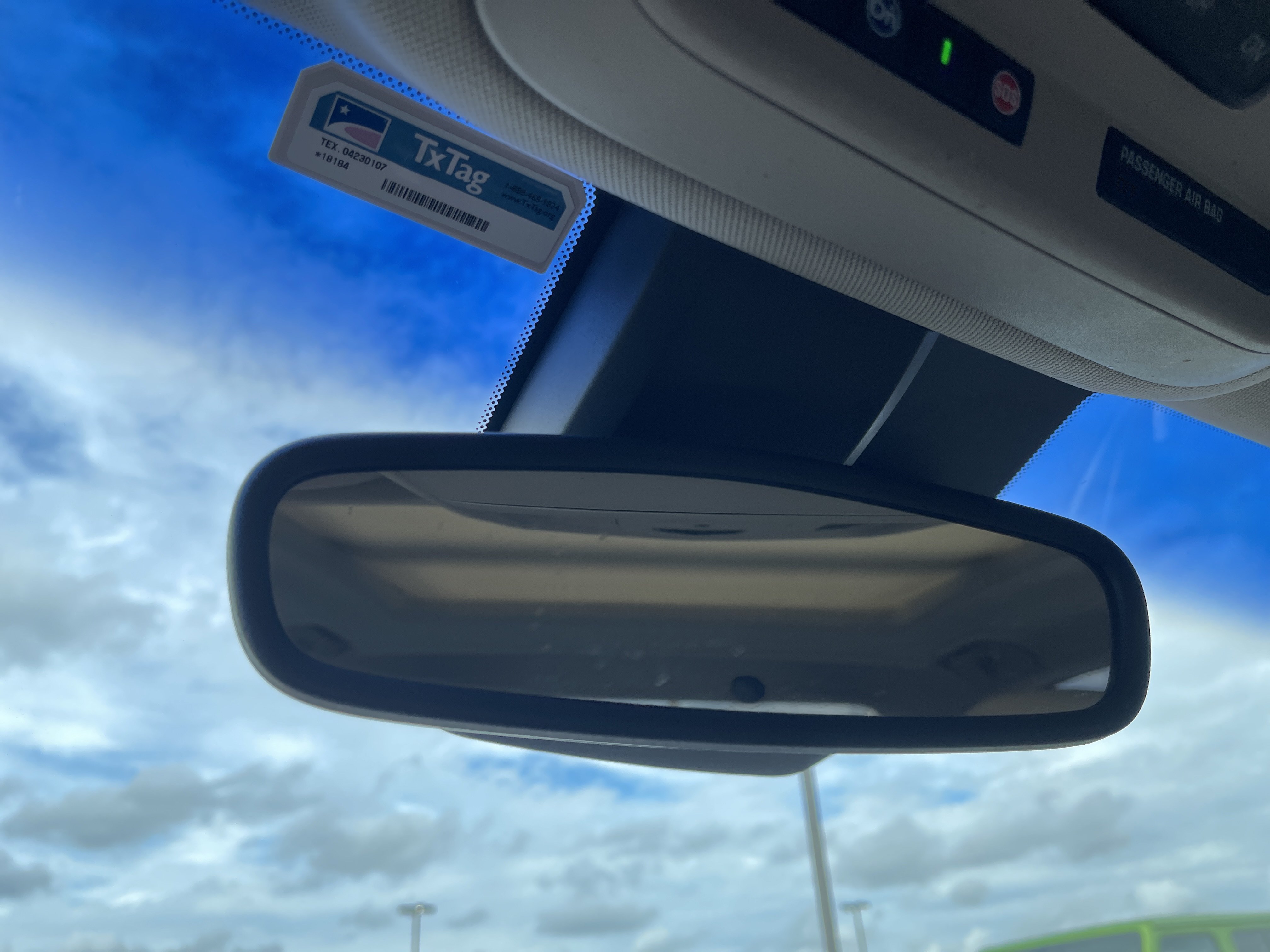 Used 2013 Cadillac XTS Premium FWD image 4