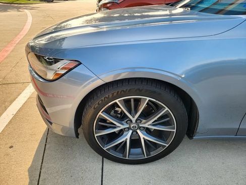 Used 2019 Volvo S90 T5 Momentum w/ Protection Package Premier FWD image 6