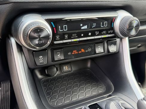 Certified 2025 Toyota RAV4 XLE Premium AWD/4WD image 23