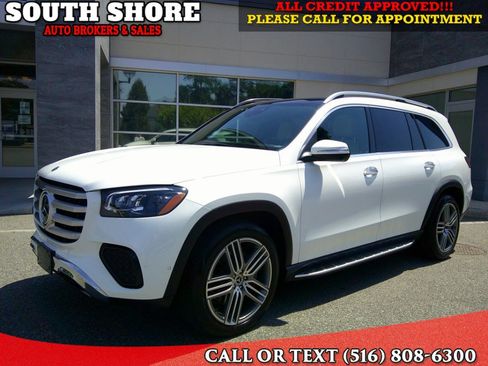 Used 2024 Mercedes-Benz GLS 450 4MATIC image 1