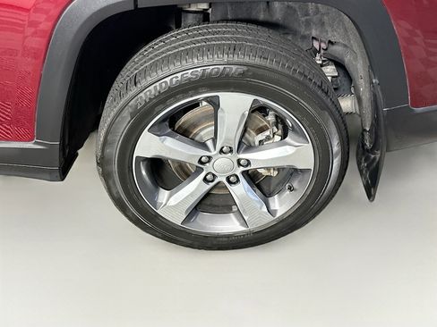 Used 2021 Jeep Grand Cherokee L Limited image 11