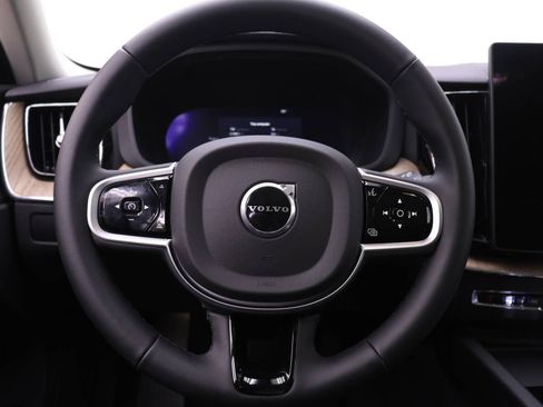 New 2026 Volvo XC60 B5 Plus w/ Protection Package Premier image 17