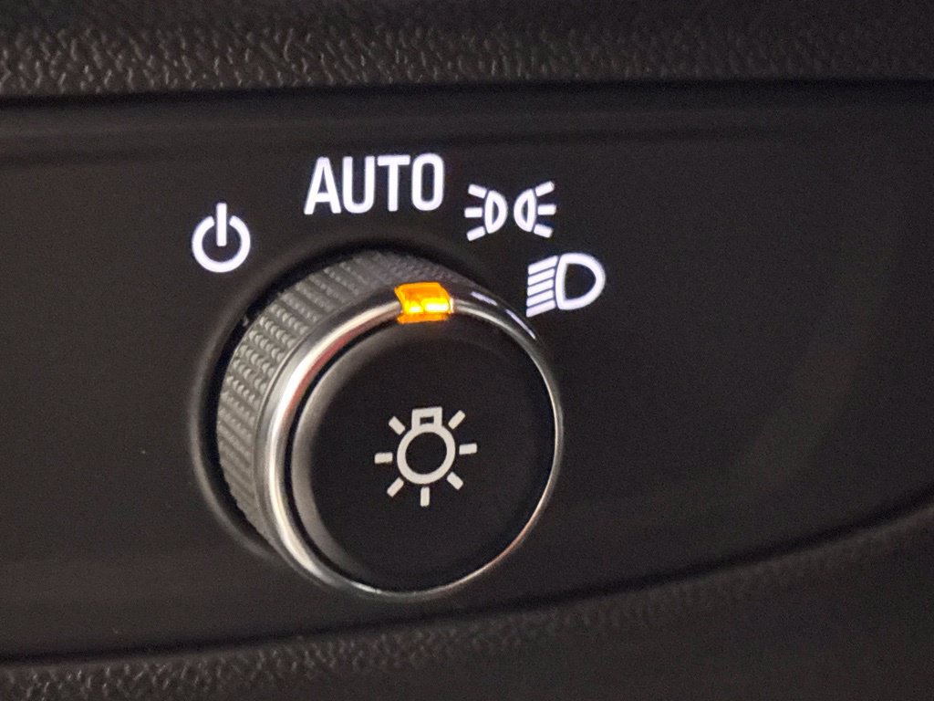 Used 2024 Chevrolet Equinox LT w/ LPO, Floor Liner Package AWD/4WD image 29