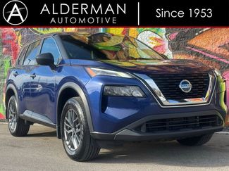 Used 2021 Nissan Rogue S video 1