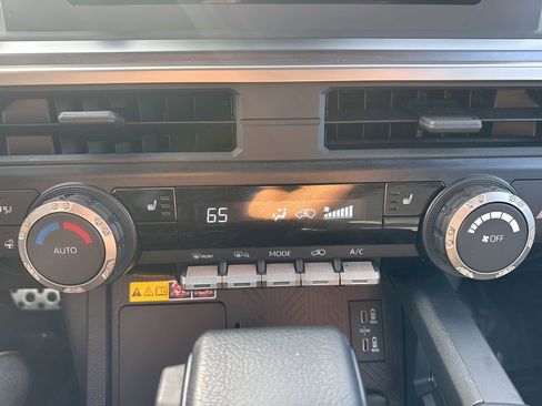 Used 2025 Toyota 4Runner TRD Sport image 18