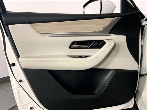 Used 2024 MAZDA CX-90 3.3 Turbo w/ Premium Plus Pkg image 25