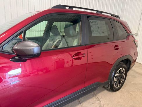 Used 2026 Subaru Forester Premium AWD/4WD image 7