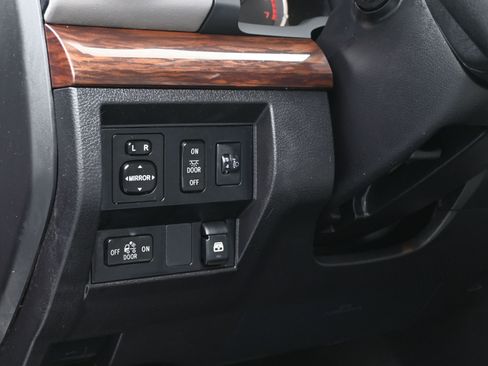 Used 2015 Toyota Tundra Limited image 23