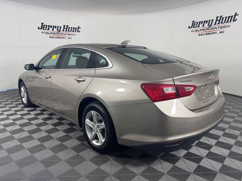 Used 2024 Chevrolet Malibu LT FWD image 9
