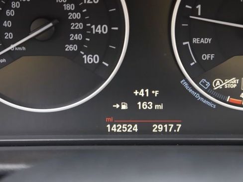 Used 2015 BMW 320i xDrive 320i xDrive image 27