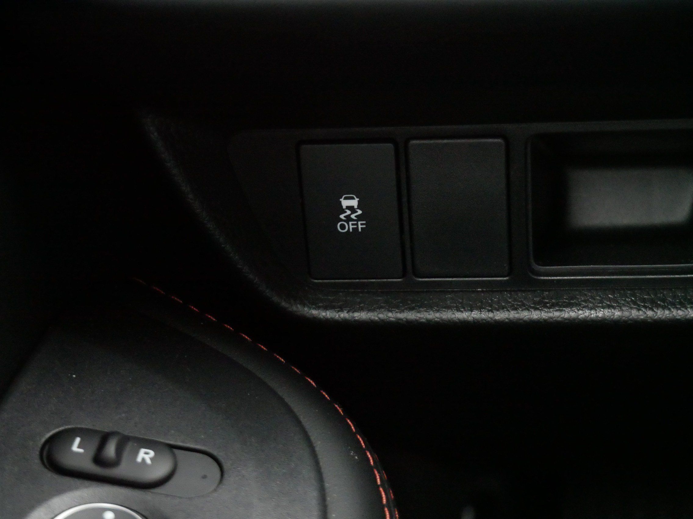 Used 2027 Honda HR-V Sport image 28