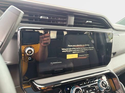 New 2026 GMC Sierra 2500 AT4 w/ AT4 Premium Plus Package AWD/4WD image 23