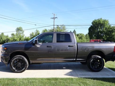 Used 2026 RAM 3500 Big Horn AWD/4WD image 34
