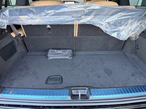 New 2026 Mercedes-Benz GLS 450 4MATIC image 38