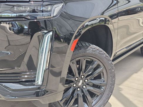 Certified 2023 Cadillac Escalade Sport w/ Touring Package AWD/4WD image 6