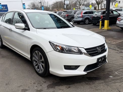 Used 2015 Honda Accord Sport image 7