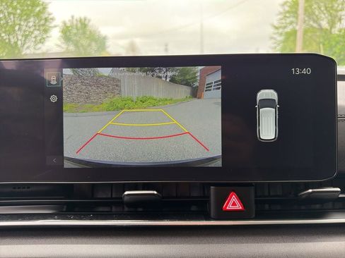 Certified 2025 Kia Carnival EX FWD image 21