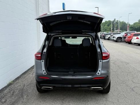 Used 2020 Buick Enclave Essence FWD image 8