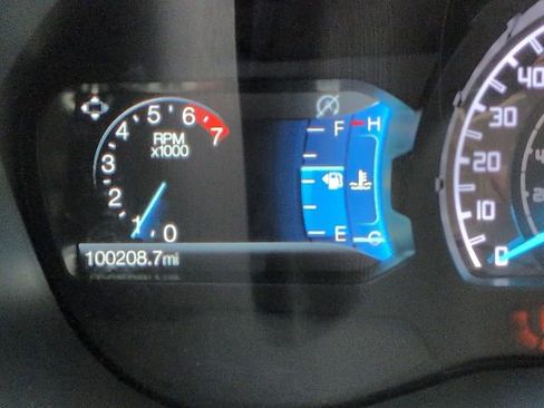 Certified 2022 Ford Ranger Lariat w/ Tremor Off-Road Package image 35