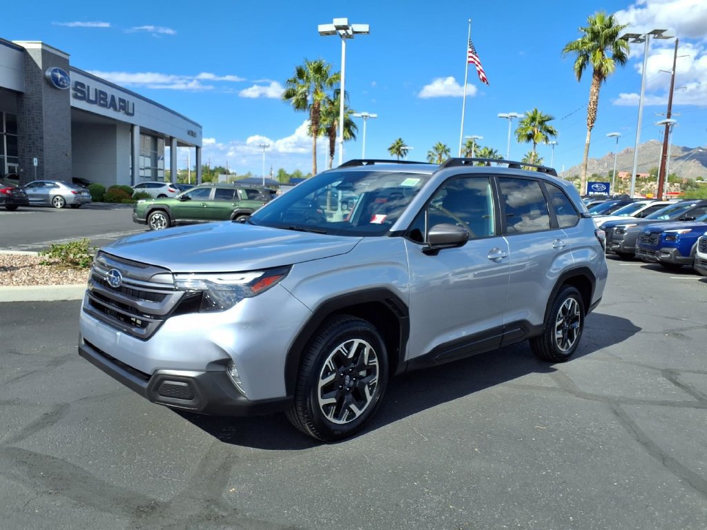 Certified 2025 Subaru Forester Premium AWD/4WD image 7
