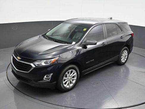 Used 2020 Chevrolet Equinox LS FWD image 18