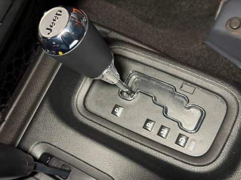 Used 2012 Jeep Wrangler Unlimited Sport AWD/4WD image 24