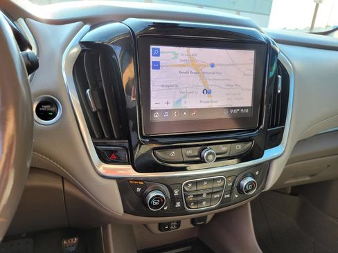 Used 2020 Chevrolet Traverse Premier w/ LPO, Floor Liner Package FWD image 27