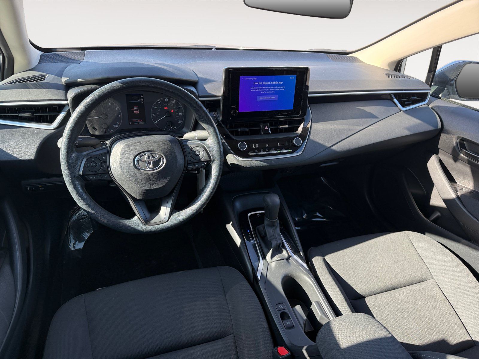 Used 2024 Toyota Corolla LE FWD image 15