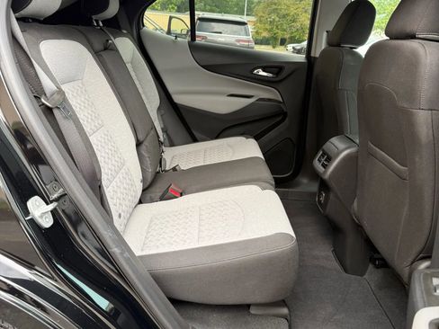 Used 2023 Chevrolet Equinox LT image 16