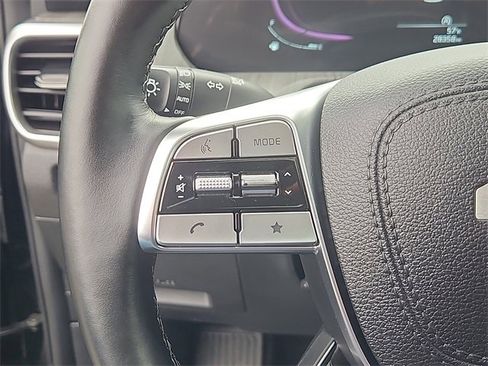 Used 2024 Kia Telluride EX w/ EX Captain's Chair Package image 25