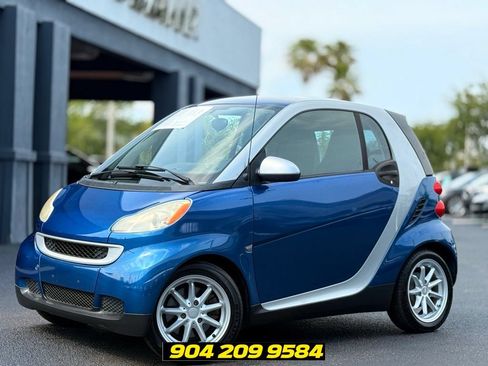 Used 2008 smart fortwo pure RWD image 1