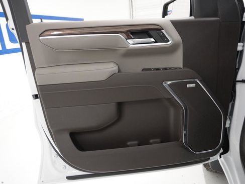 New 2026 Chevrolet Silverado 1500 LT Trail Boss w/ Convenience Package II image 10