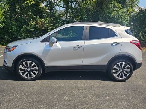 Used 2019 Buick Encore Essence w/ Safety Package II AWD/4WD image 2