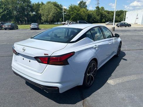 Certified 2025 Nissan Altima 2.5 SR FWD image 7
